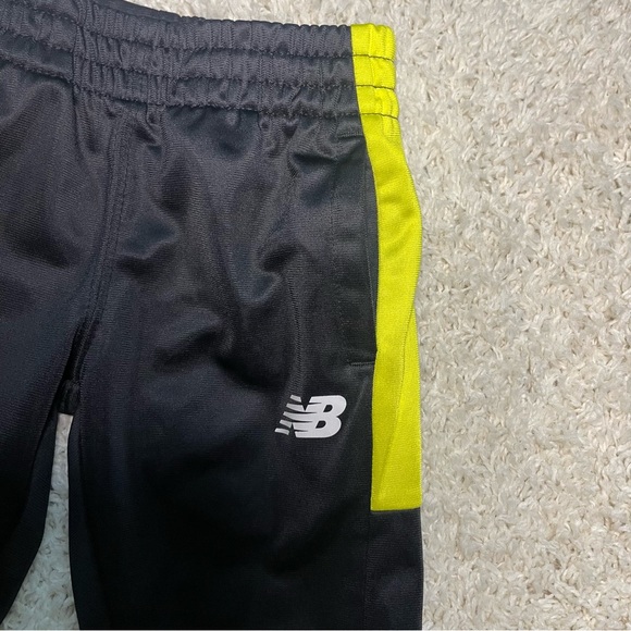 New Balance Toddler pants - Picture 2 of 5